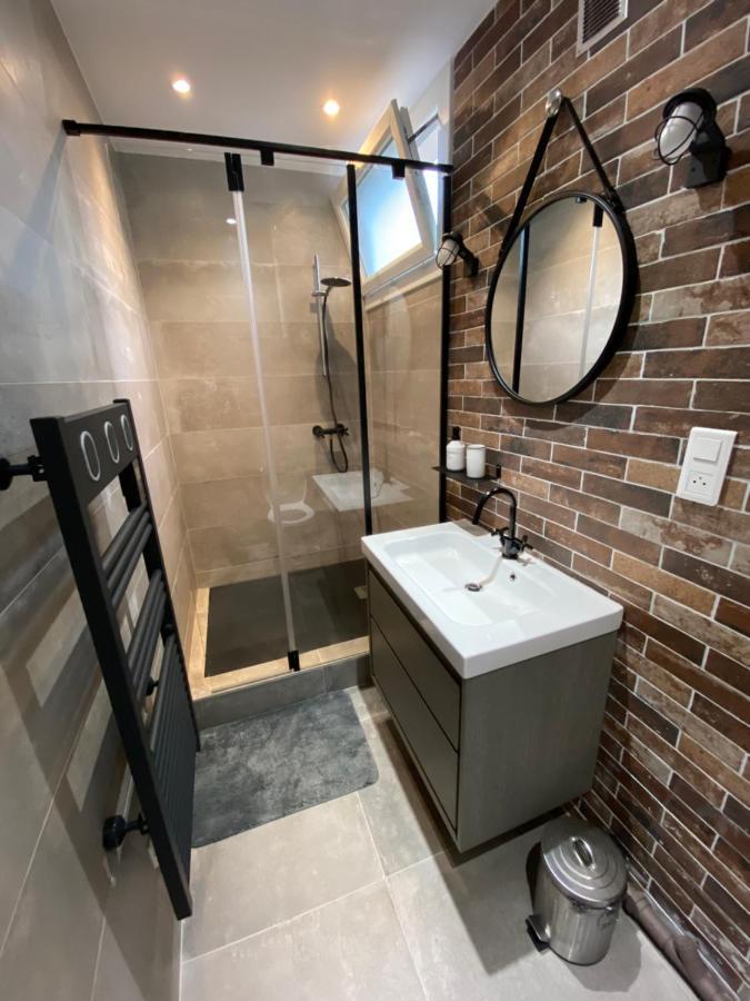 Ajaccio Magnifique T2 45M2 Neuf 5 Personnes Clim Wifi Stationnement Gratuit Centre Ville Plage A 300M المظهر الخارجي الصورة