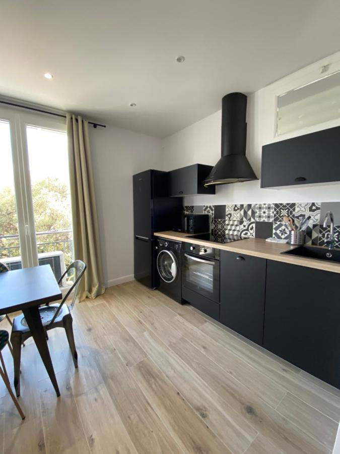 Ajaccio Magnifique T2 45M2 Neuf 5 Personnes Clim Wifi Stationnement Gratuit Centre Ville Plage A 300M المظهر الخارجي الصورة